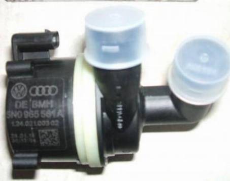 AUDI 5N0965561A - Pompe à eau cwaw.fr