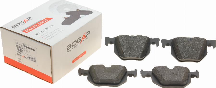 BOGAP B8210137 - Kit de plaquettes de frein, frein à disque cwaw.fr