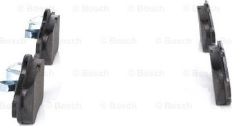 BOSCH 0 986 494 439 - Kit de plaquettes de frein, frein à disque cwaw.fr