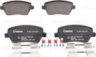 BOSCH 0 986 494 592 - Kit de plaquettes de frein, frein à disque cwaw.fr