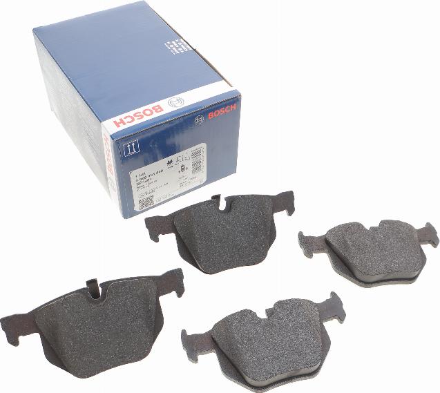 BOSCH 0 986 494 540 - Kit de plaquettes de frein, frein à disque cwaw.fr