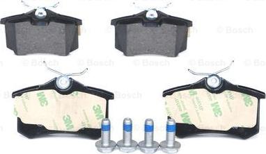 BOSCH 0 986 494 514 - Kit de plaquettes de frein, frein à disque cwaw.fr