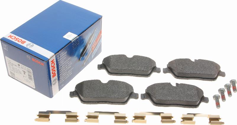 BOSCH 0 986 494 588 - Kit de plaquettes de frein, frein à disque cwaw.fr