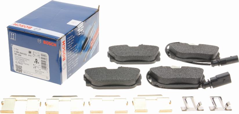 BOSCH 0 986 494 529 - Kit de plaquettes de frein, frein à disque cwaw.fr