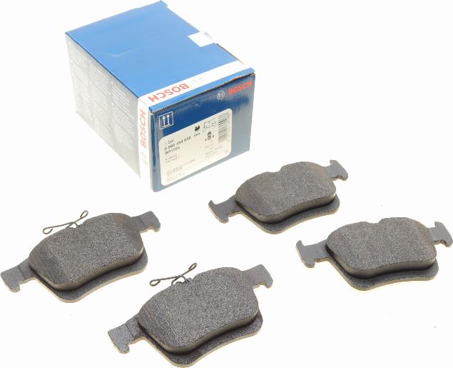 BOSCH 0 986 494 659 - Kit de plaquettes de frein, frein à disque cwaw.fr