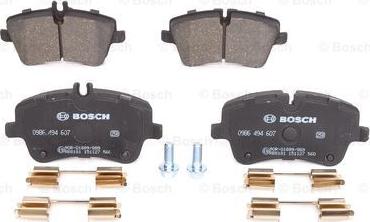 BOSCH 0 986 494 607 - Kit de plaquettes de frein, frein à disque cwaw.fr