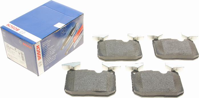 BOSCH 0 986 494 674 - Kit de plaquettes de frein, frein à disque cwaw.fr