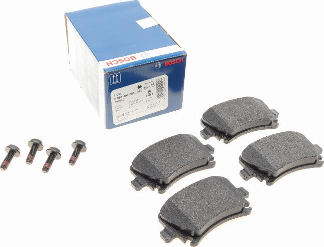 BOSCH 0 986 494 053 - Kit de plaquettes de frein, frein à disque cwaw.fr