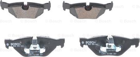 BOSCH 0 986 494 061 - Kit de plaquettes de frein, frein à disque cwaw.fr