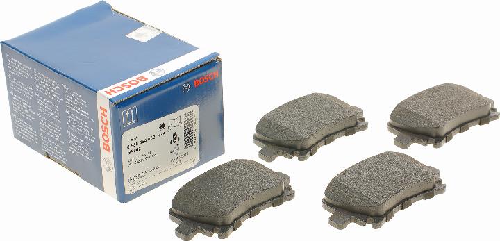 BOSCH 0 986 494 062 - Kit de plaquettes de frein, frein à disque cwaw.fr