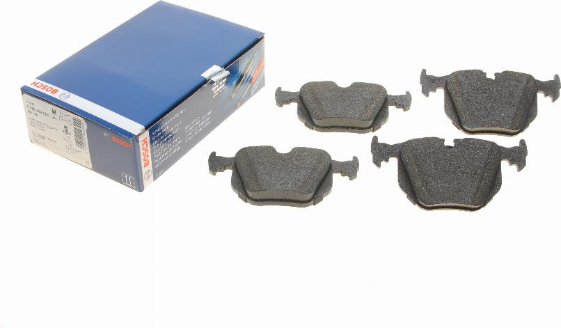 BOSCH 0 986 494 006 - Kit de plaquettes de frein, frein à disque cwaw.fr