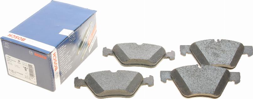 BOSCH 0 986 494 001 - Kit de plaquettes de frein, frein à disque cwaw.fr