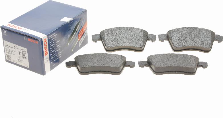 BOSCH 0 986 494 008 - Kit de plaquettes de frein, frein à disque cwaw.fr