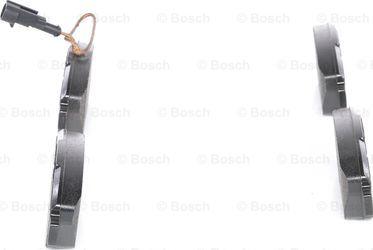 BOSCH 0 986 494 113 - Kit de plaquettes de frein, frein à disque cwaw.fr