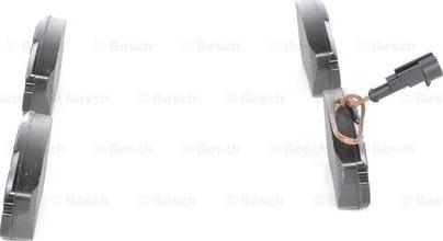 BOSCH 0 986 494 113 - Kit de plaquettes de frein, frein à disque cwaw.fr