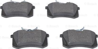 BOSCH 0 986 494 387 - Kit de plaquettes de frein, frein à disque cwaw.fr