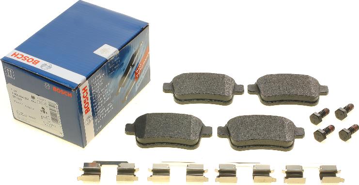 BOSCH 0 986 494 331 - Kit de plaquettes de frein, frein à disque cwaw.fr