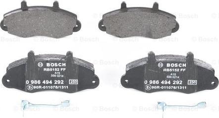 BOSCH 0 986 494 292 - Kit de plaquettes de frein, frein à disque cwaw.fr