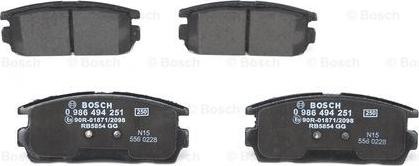 BOSCH 0 986 494 251 - Kit de plaquettes de frein, frein à disque cwaw.fr