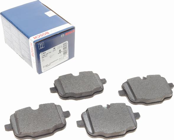 BOSCH 0 986 494 759 - Kit de plaquettes de frein, frein à disque cwaw.fr