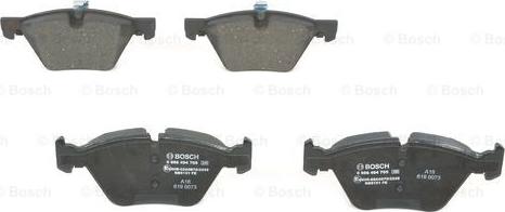 BOSCH 0 986 494 705 - Kit de plaquettes de frein, frein à disque cwaw.fr