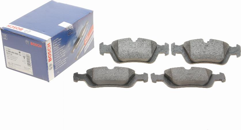 BOSCH 0 986 495 060 - Kit de plaquettes de frein, frein à disque cwaw.fr