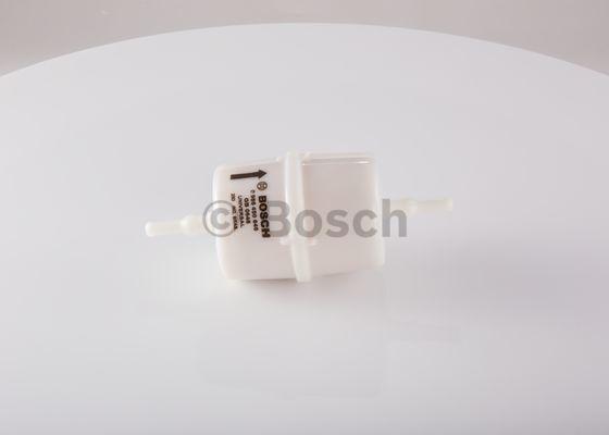 BOSCH 0 986 450 646 - Filtre à carburant cwaw.fr