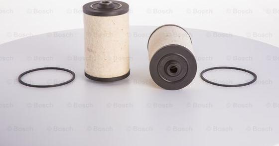 BOSCH 0 986 450 703 - Filtre à carburant cwaw.fr