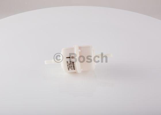 BOSCH 0 986 452 233 - Filtre à carburant cwaw.fr