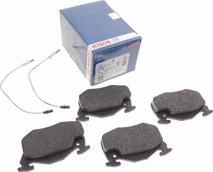 BOSCH 0 986 469 860 - Kit de plaquettes de frein, frein à disque cwaw.fr