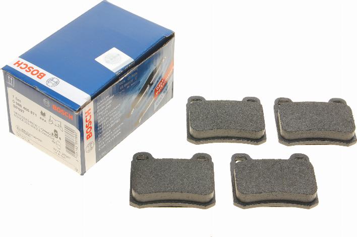 BOSCH 0 986 466 871 - Kit de plaquettes de frein, frein à disque cwaw.fr