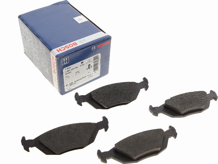 BOSCH 0 986 460 996 - Kit de plaquettes de frein, frein à disque cwaw.fr