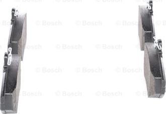 BOSCH 0 986 460 944 - Kit de plaquettes de frein, frein à disque cwaw.fr