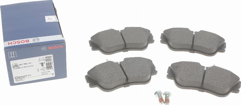 BOSCH 0 986 461 753 - Kit de plaquettes de frein, frein à disque cwaw.fr