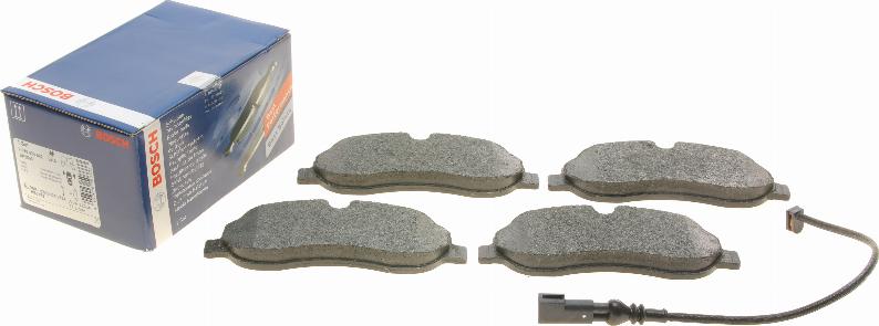 BOSCH 0 986 424 982 - Kit de plaquettes de frein, frein à disque cwaw.fr