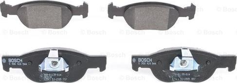 BOSCH 0 986 424 544 - Kit de plaquettes de frein, frein à disque cwaw.fr