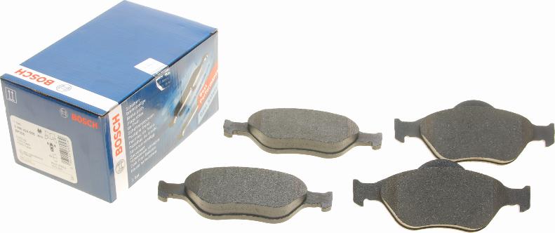 BOSCH 0 986 424 558 - Kit de plaquettes de frein, frein à disque cwaw.fr