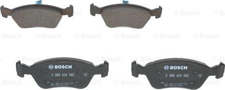 BOSCH 0 986 424 560 - Kit de plaquettes de frein, frein à disque cwaw.fr