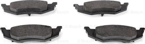 BOSCH 0 986 424 585 - Kit de plaquettes de frein, frein à disque cwaw.fr