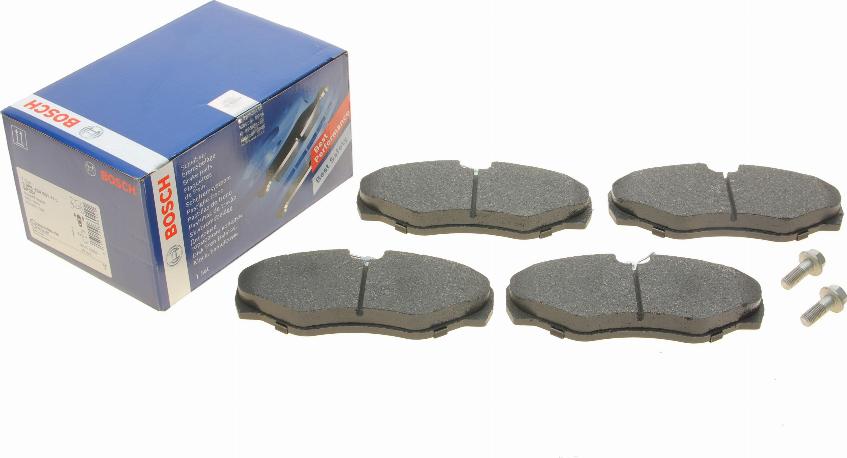 BOSCH 0 986 424 531 - Kit de plaquettes de frein, frein à disque cwaw.fr