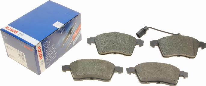 BOSCH 0 986 424 537 - Kit de plaquettes de frein, frein à disque cwaw.fr