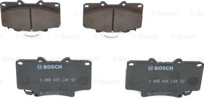 BOSCH 0 986 424 134 - Kit de plaquettes de frein, frein à disque cwaw.fr