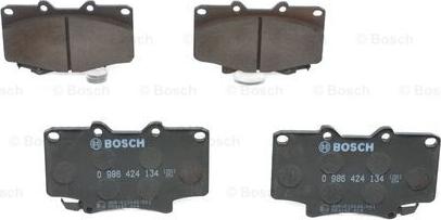 BOSCH 0 986 424 134 - Kit de plaquettes de frein, frein à disque cwaw.fr