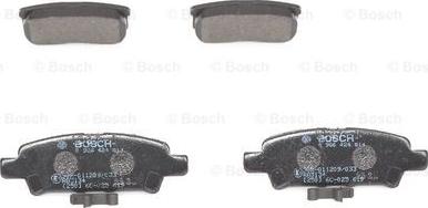 BOSCH 0 986 424 814 - Kit de plaquettes de frein, frein à disque cwaw.fr