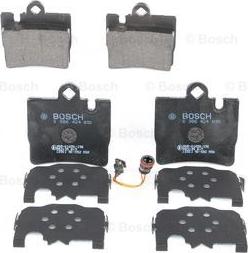 BOSCH 0 986 424 830 - Kit de plaquettes de frein, frein à disque cwaw.fr