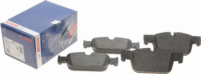 BOSCH 0 986 424 333 - Kit de plaquettes de frein, frein à disque cwaw.fr