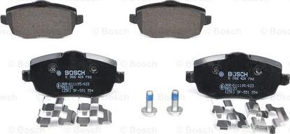 BOSCH 0 986 424 792 - Kit de plaquettes de frein, frein à disque cwaw.fr