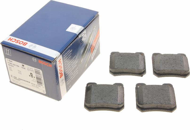 BOSCH 0 986 424 754 - Kit de plaquettes de frein, frein à disque cwaw.fr