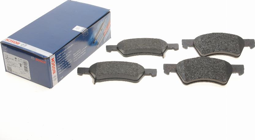 BOSCH 0 986 424 765 - Kit de plaquettes de frein, frein à disque cwaw.fr