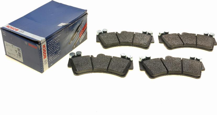 BOSCH 0 986 424 739 - Kit de plaquettes de frein, frein à disque cwaw.fr